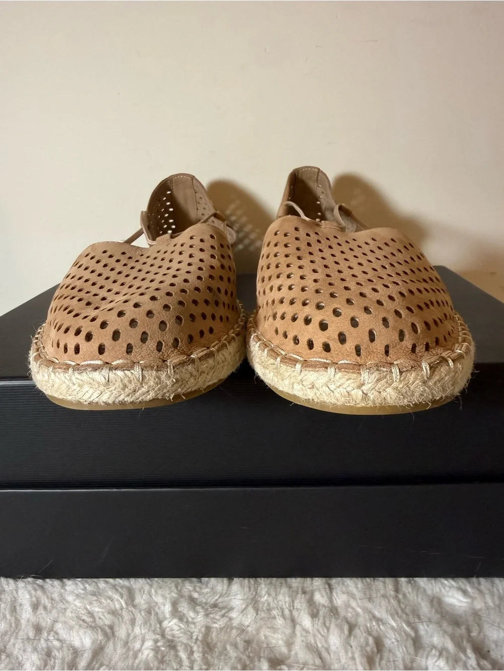 NWOB Eileen Fisher Lee 2 Espadrilles in Tan